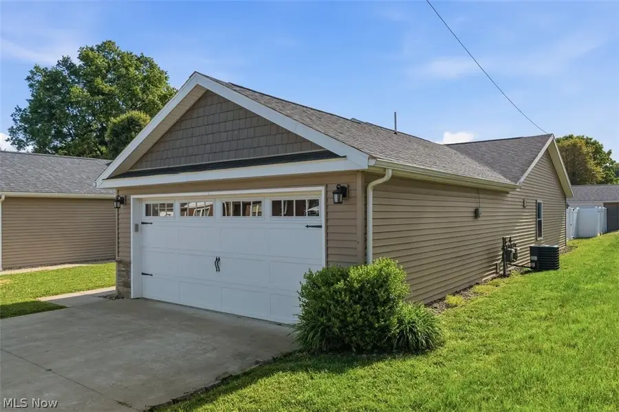 416A Elm Street, Belpre, OH 45714 - #3