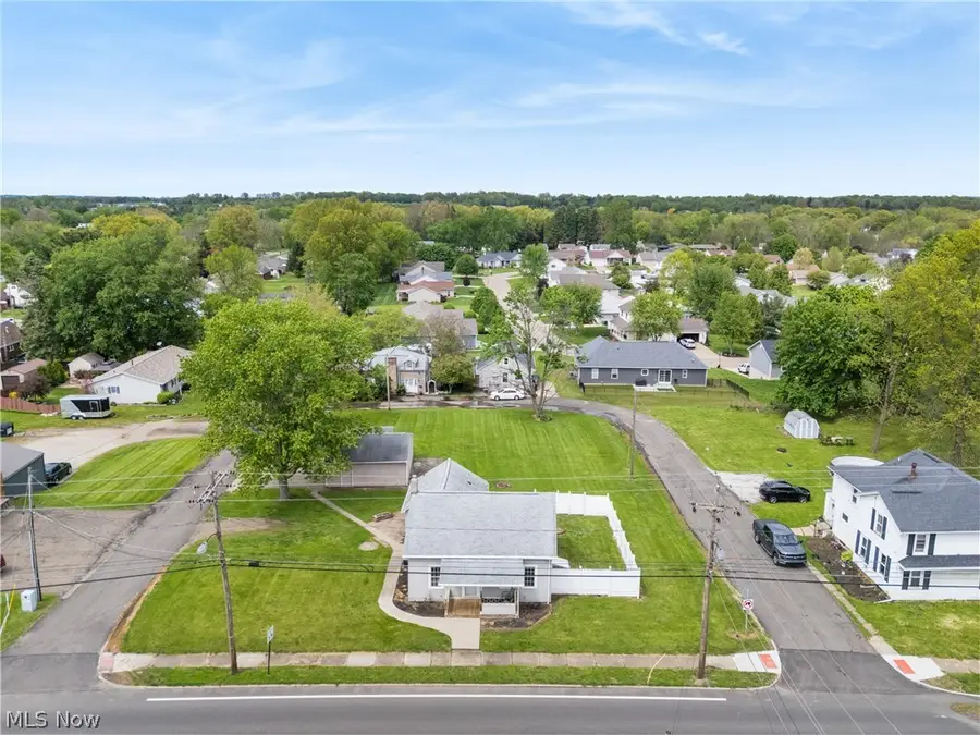 2906 Lincoln Nw Way, Massillon, OH 44647 - #3