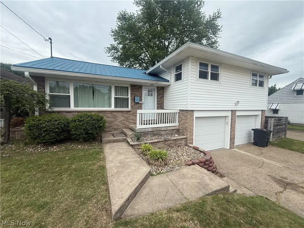 819 39th Street, Vienna, WV 26105 - #1