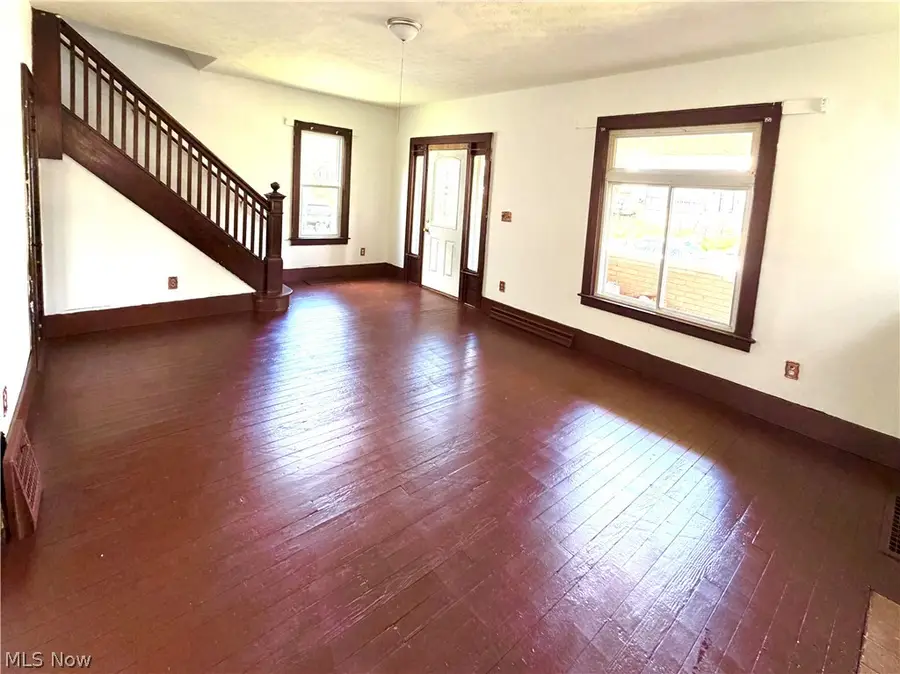 1322 Wellesley Avenue, Steubenville, OH 43952 - #3