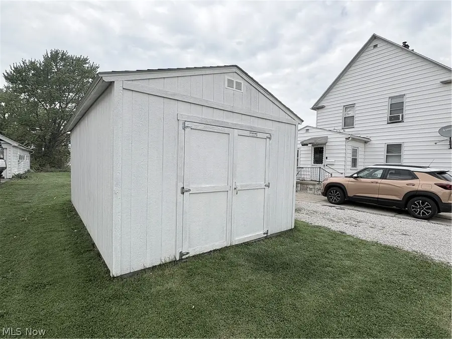 2523 Carso Avenue, Ashtabula, OH 44004 - #2