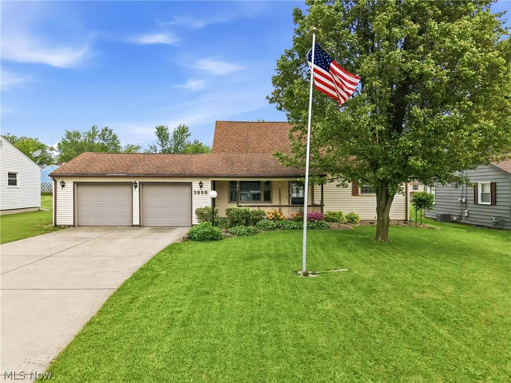 3898 New Road, Austintown, OH 44515 - #1