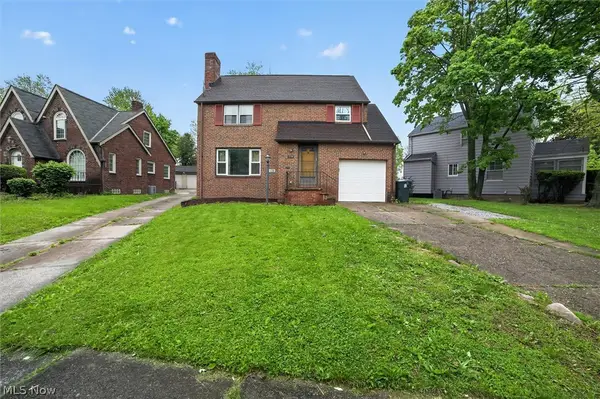 1139 Castleton Road, Cleveland Heights, OH 44121