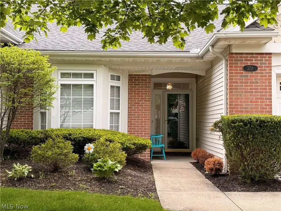 370 Rosebury Court, Mayfield Heights, OH 44124 - #2