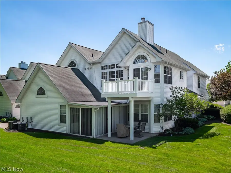 54 Vista Circle, North Olmsted, OH 44070 - #2