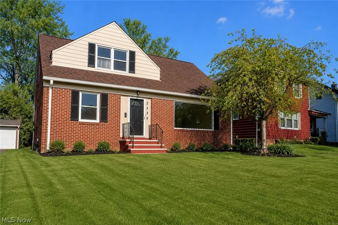 2529 Canterbury Road, Cleveland Heights, OH 44118 - #1