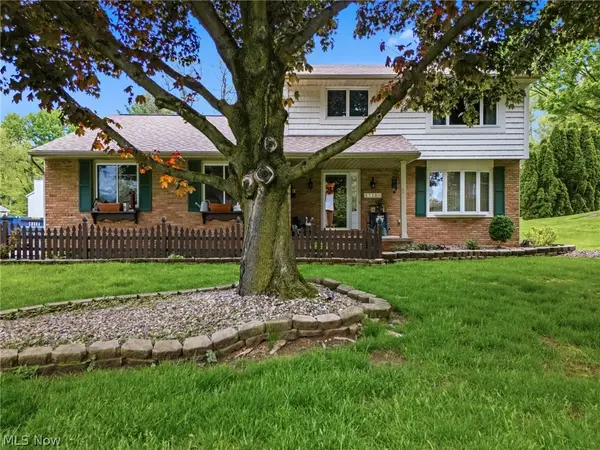 5133 Seaview Nw Circle, Canton, OH 44708