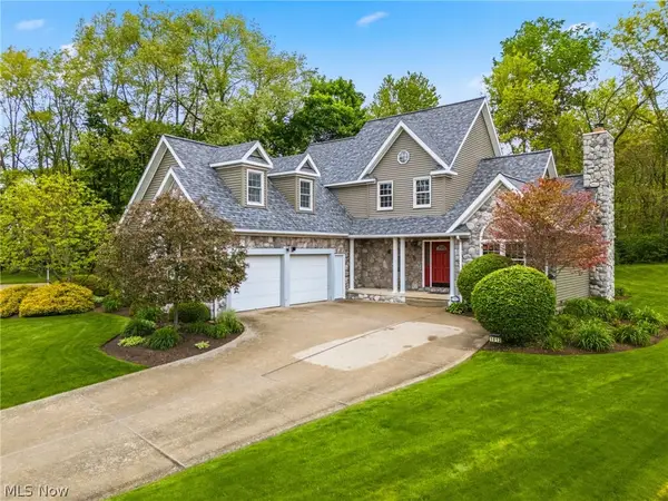 1012 Cloverdale Ne Circle, Massillon, OH 44646