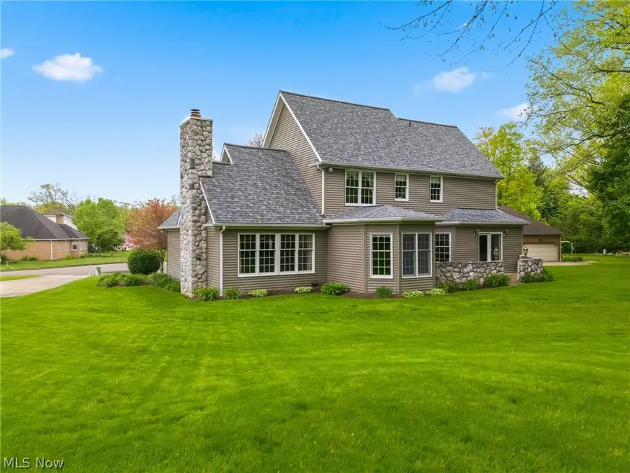 1012 Cloverdale Ne Circle, Massillon, OH 44646 - #2