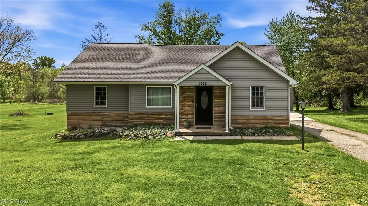 1532 S Stateline Road, Masury, OH 44438 - #1