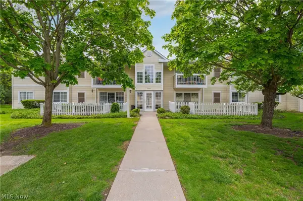 2999 South Bay Drive #f-4, Westlake, OH 44145