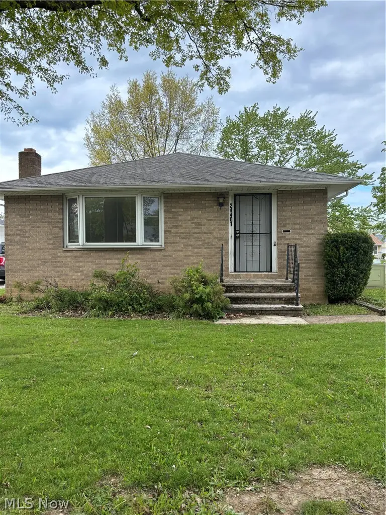 24401 Russell Avenue, Euclid, OH 44123 - #1