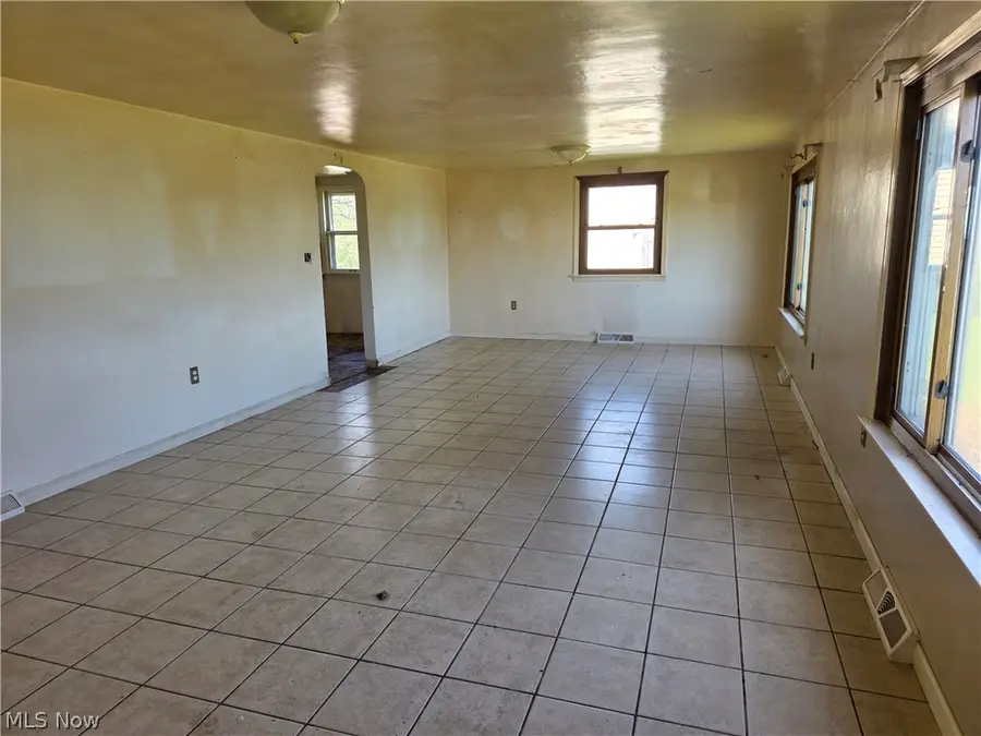 5491 Bye Road, East Palestine, OH 44413 - #2