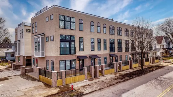 4701 Bridge Avenue, Cleveland, OH 44102