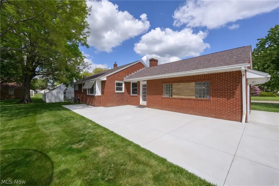 1107 4th Ne Street, Massillon, OH 44646 - #2