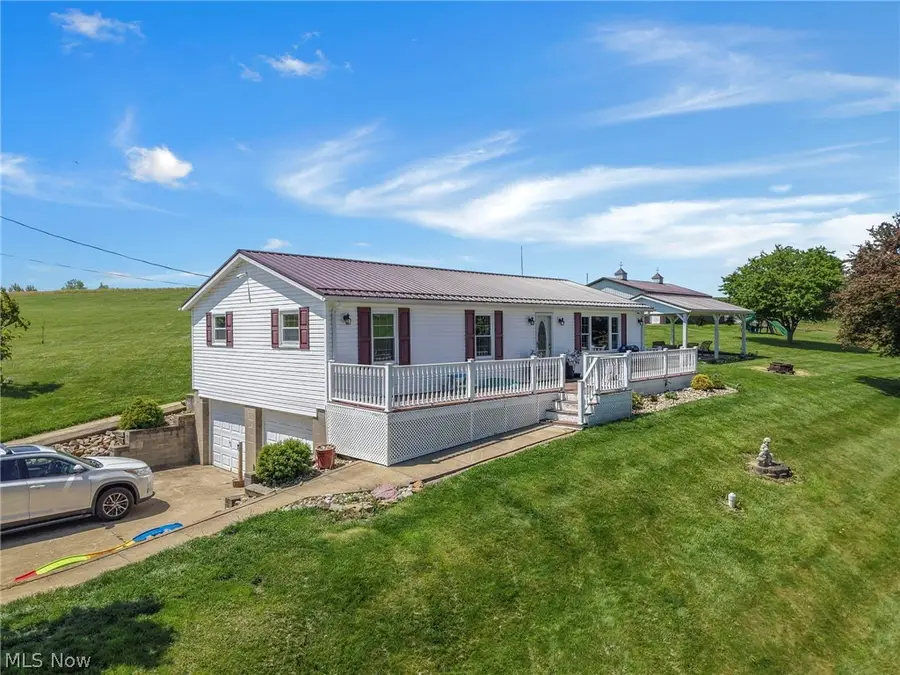 7400 Sweetheart Drive, Zanesville, OH 43701 - #2