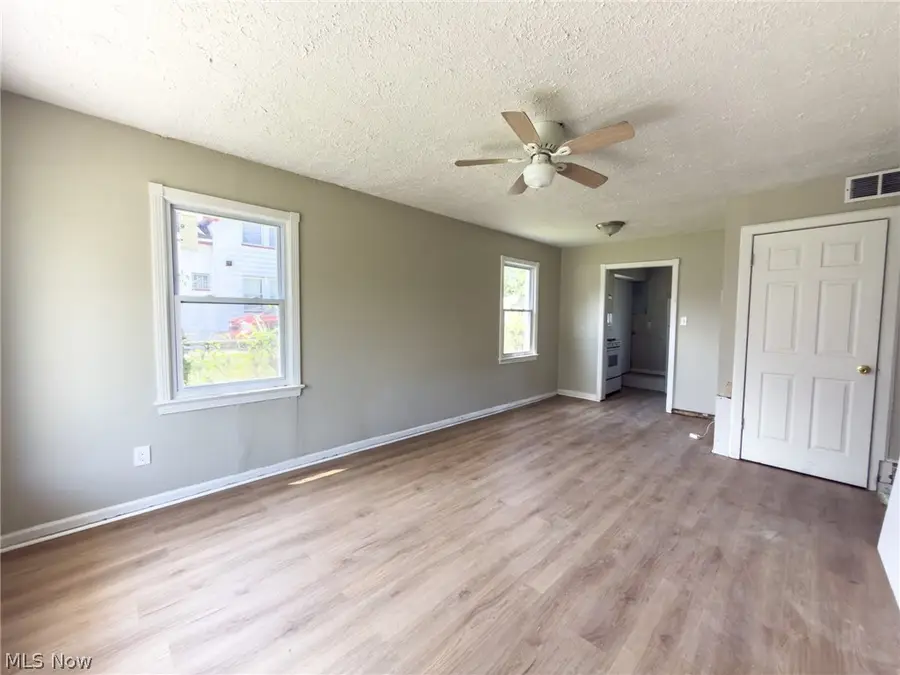 11825 Avon Avenue, Cleveland, OH 44105 - #2