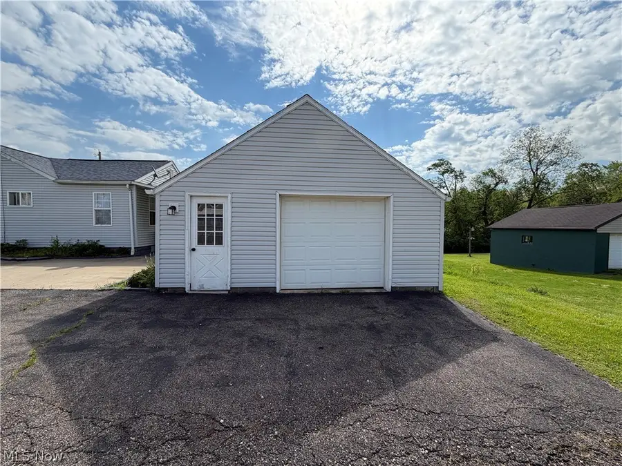 3922 21st Sw Street, Canton, OH 44706 - #2