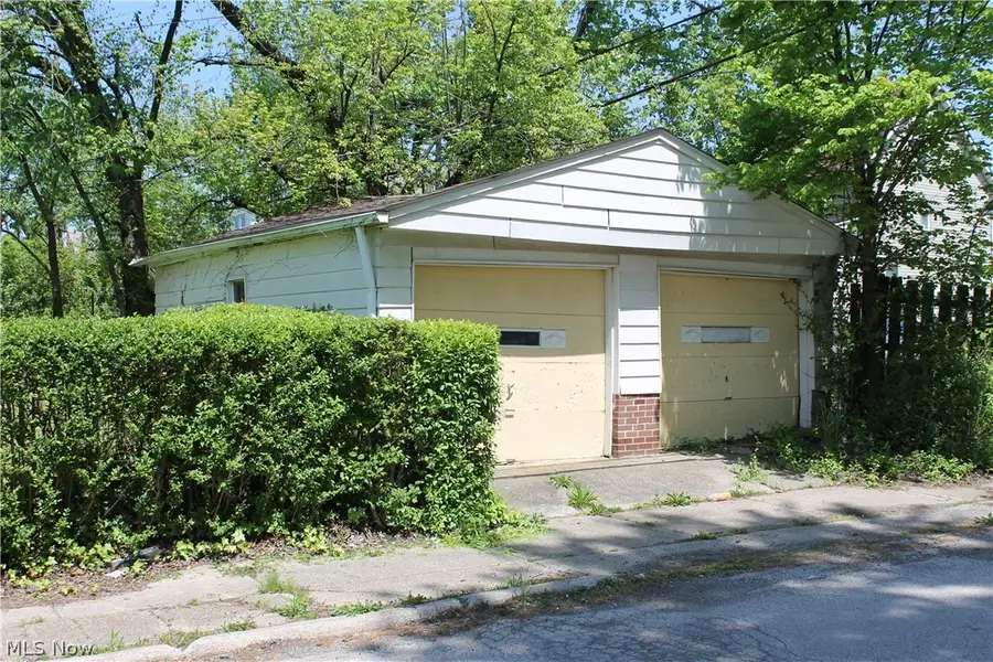 3281 E 118th Street, Cleveland, OH 44120 - #3