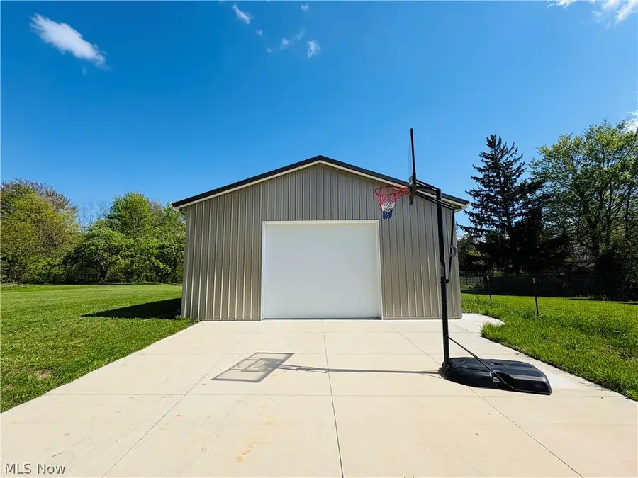 2281 Weymouth Road, Hinckley, OH 44233 - #2