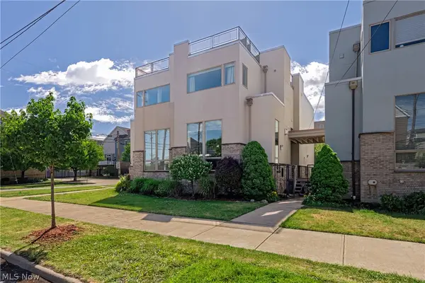 511 Literary Road, Cleveland, OH 44113