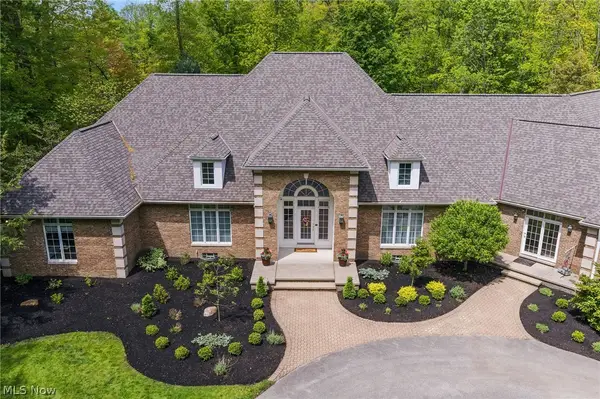 8795 Pheasant Run Lane, Kirtland Hills, OH 44060