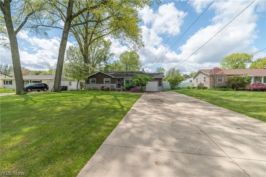 1656 Yolanda Drive, Youngstown, OH 44511 - #2