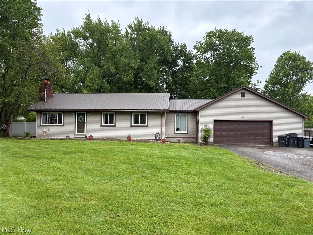 1697 W South Range Road, North Lima, OH 44452 - #1