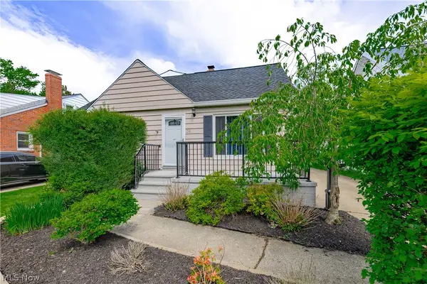 1241 Sunset Road, Mayfield Heights, OH 44124
