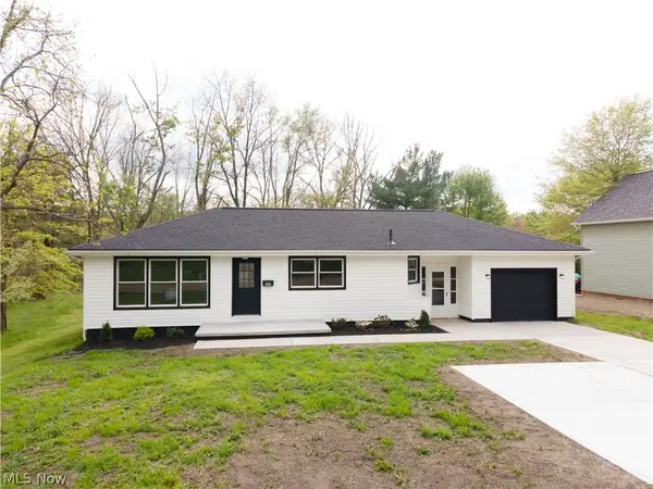 967 S Canal Street, Canal Fulton, OH 44614