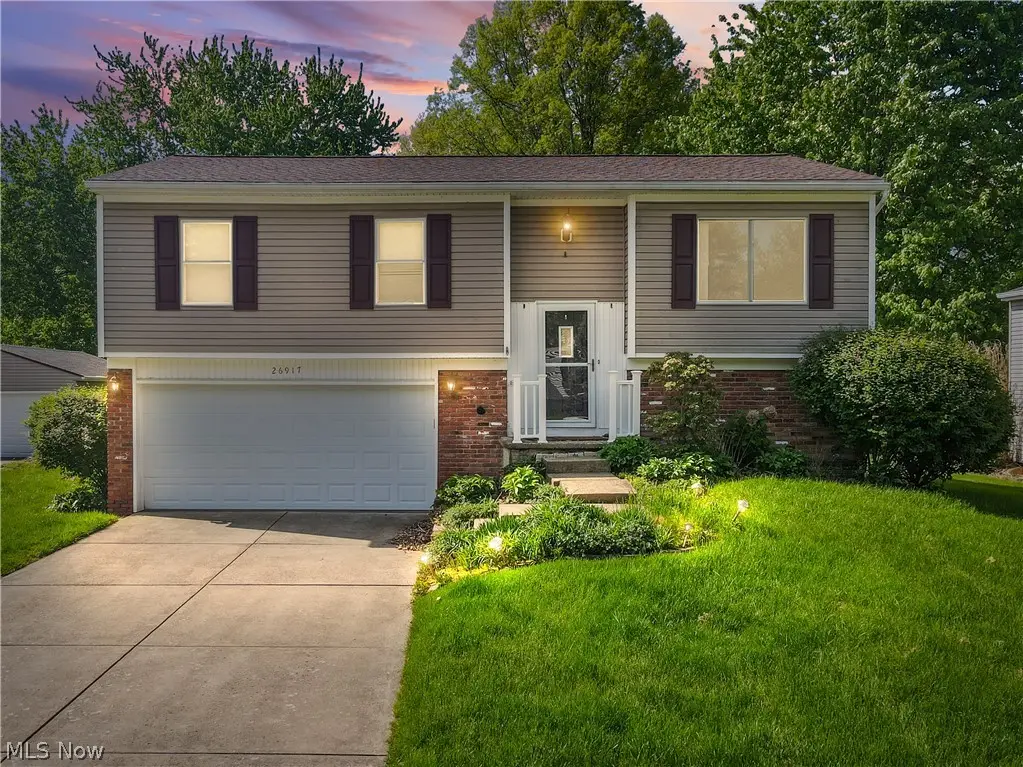 26917 Oxford Park Lane, Olmsted, OH 44138 - #1