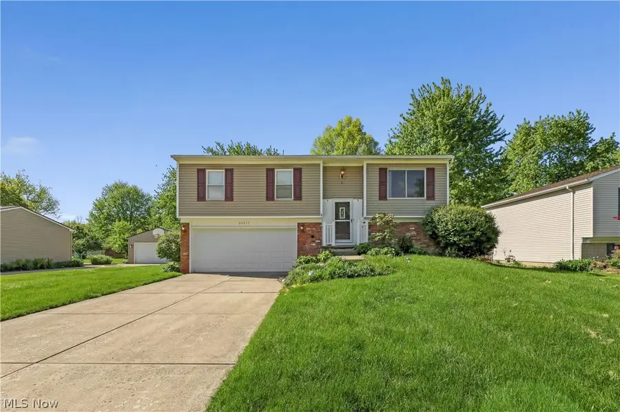 26917 Oxford Park Lane, Olmsted, OH 44138 - #2