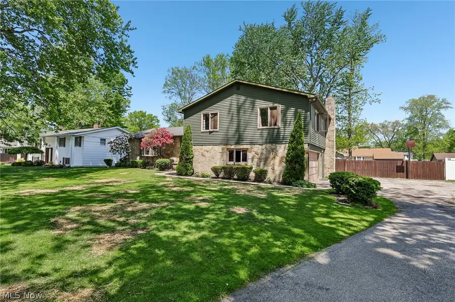 3329 S Maple Lane, Ashtabula, OH 44004 - #3
