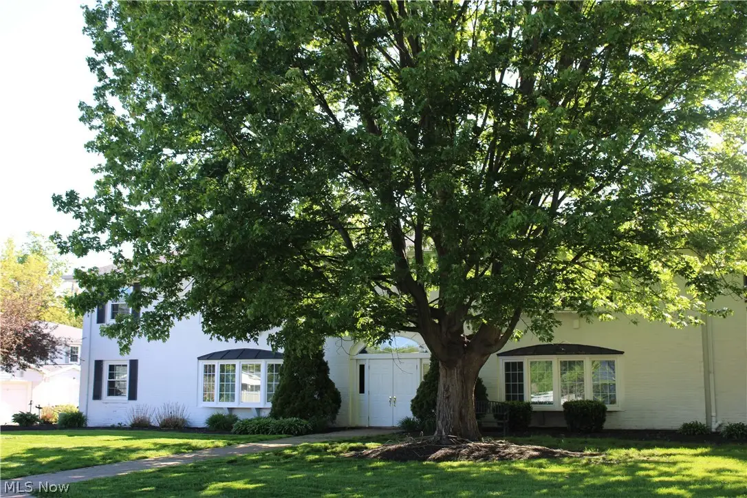 4 Meadowlawn #4, Mentor, OH 44060 - #1