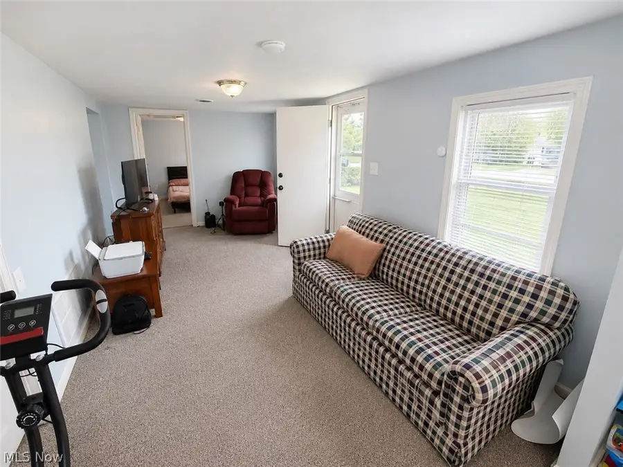 9622 Ravenna Road, Twinsburg, OH 44087 - #3