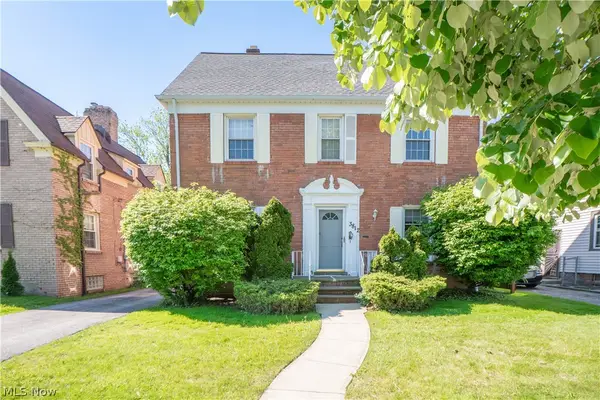 3812 E Antisdale Road, South Euclid, OH 44118