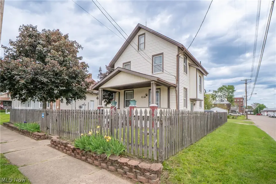 1238 Park Sw Avenue, Canton, OH 44706 - #2