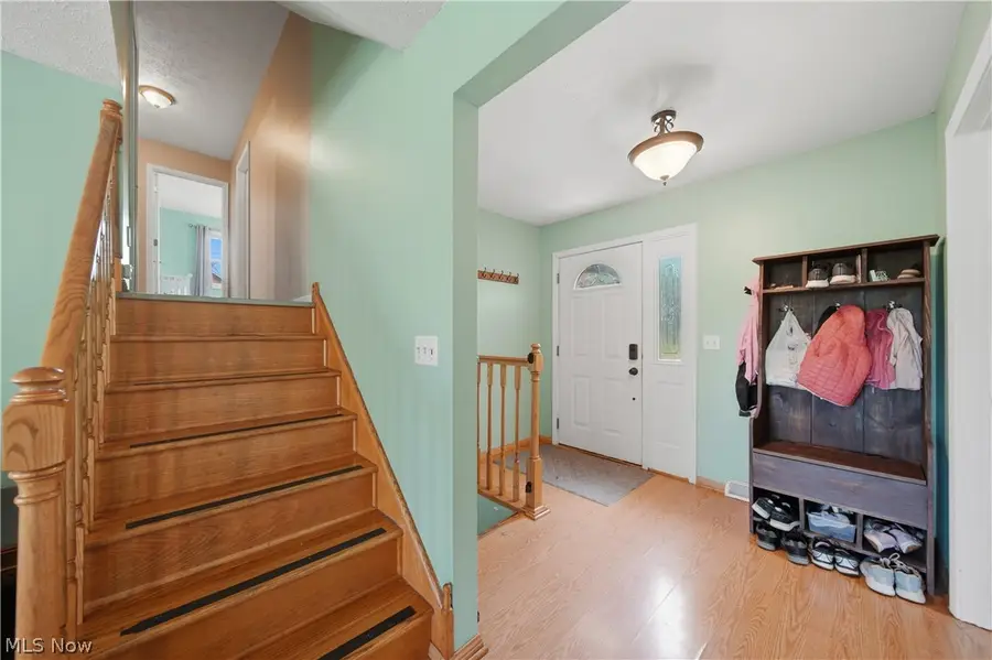 11205 Merrimack Nw Avenue, Hartville, OH 44632 - #3