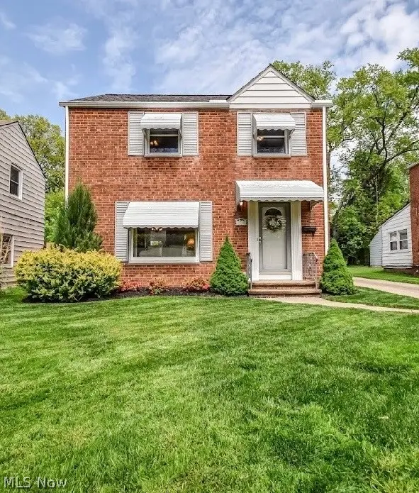 1785 Idlehurst Drive, Euclid, OH 44117