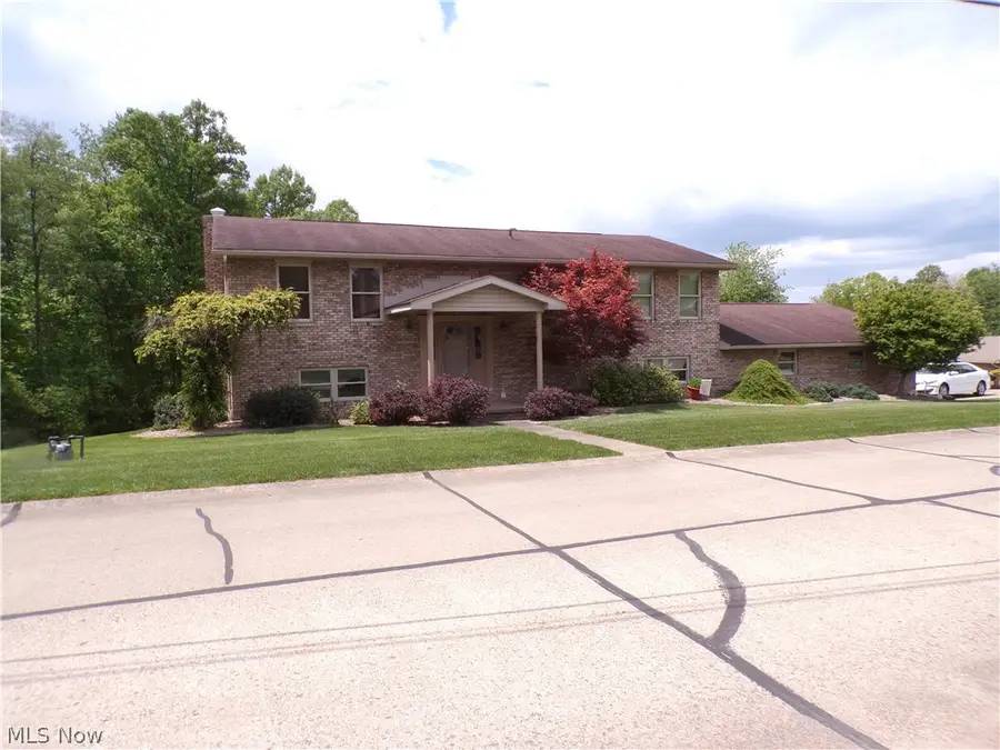 63 Lynn Drive, Williamstown, WV 26187 - #2