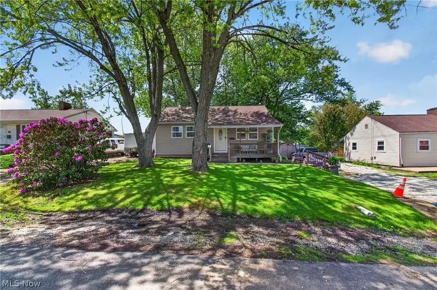 143 25th St. Nw, Massillon, OH 44647 - #3