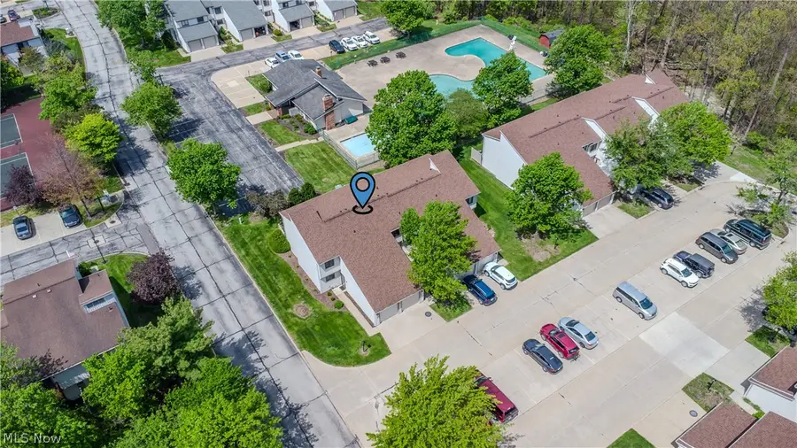 5556 Hilltop Oval, Parma, OH 44134 - #2