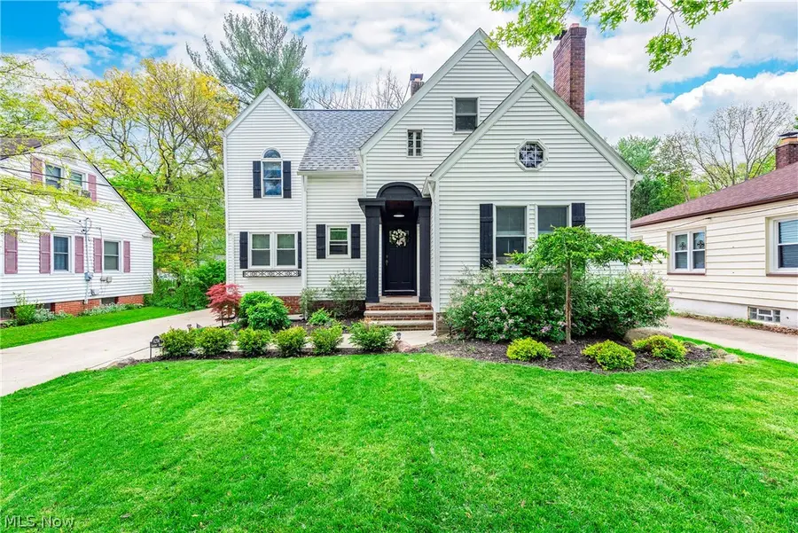 6294 Chestnut Road, Independence, OH 44131 - #2