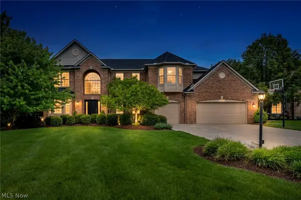 20374 Tramore Lane, Strongsville, OH 44149