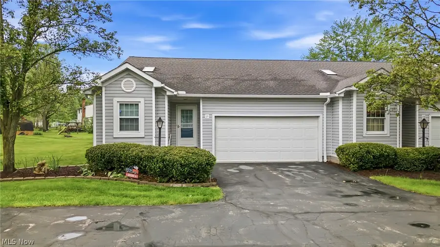 111 Greenfield Nw Oval, Warren, OH 44483 - #2