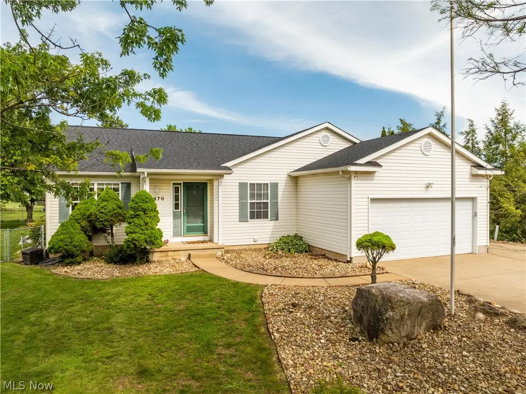 6470 Pilot Knob Ne Avenue, Louisville, OH 44641 - #1