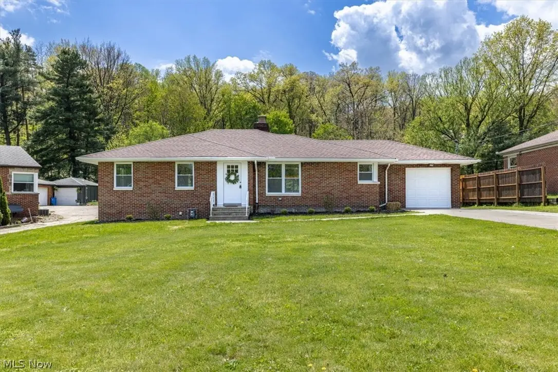 96 E Ridgewood Drive, Seven Hills, OH 44131 - #1