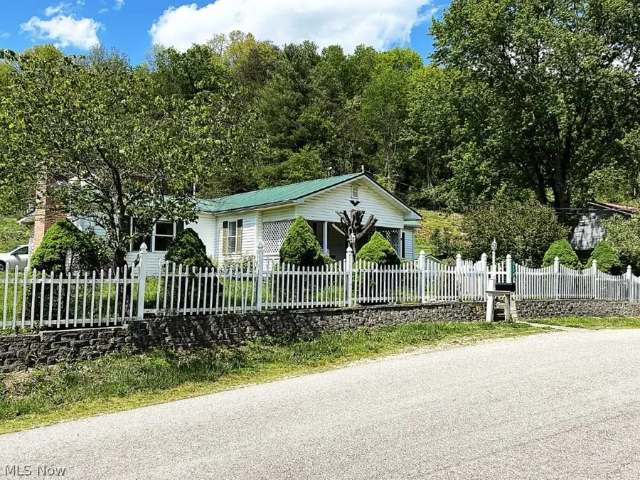 2174 Middle Fork Road, Reedy, WV 25270 - #3