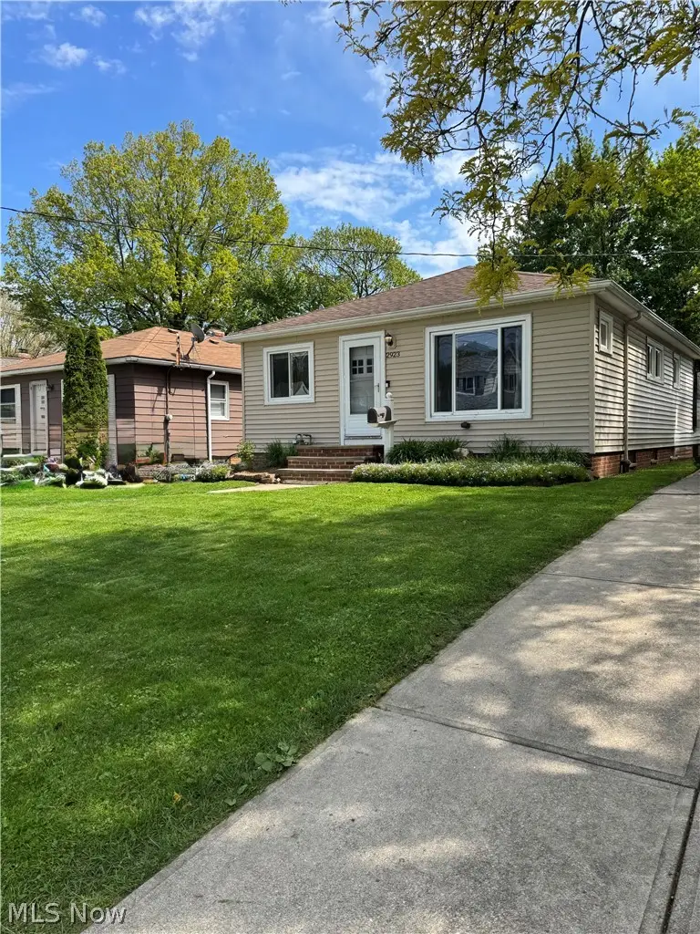 2923 Lucerne Avenue, Parma, OH 44134 - #2