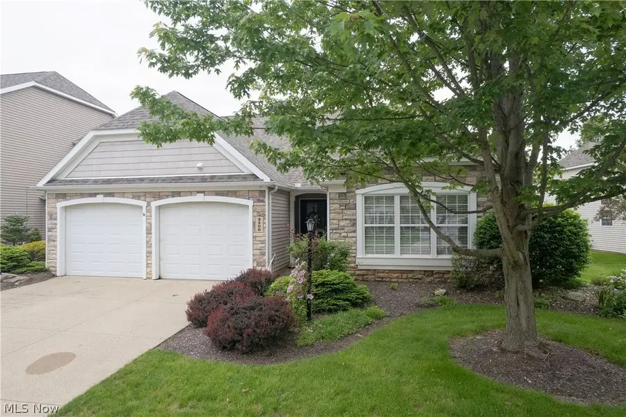 3500 River Rock Drive, Cuyahoga Falls, OH 44223 - #2